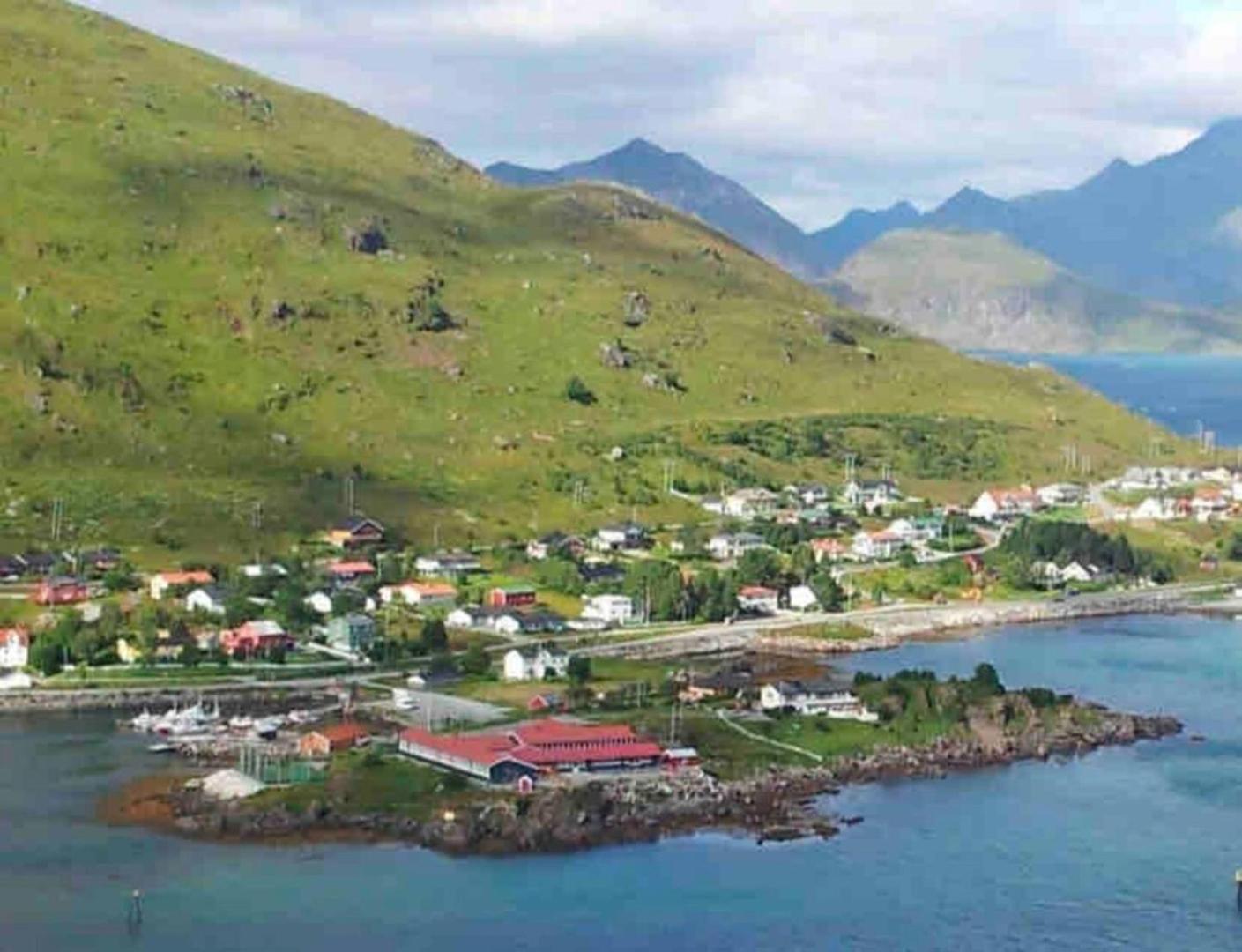 Big House In Amazing Napp, Lofoten Экстерьер фото